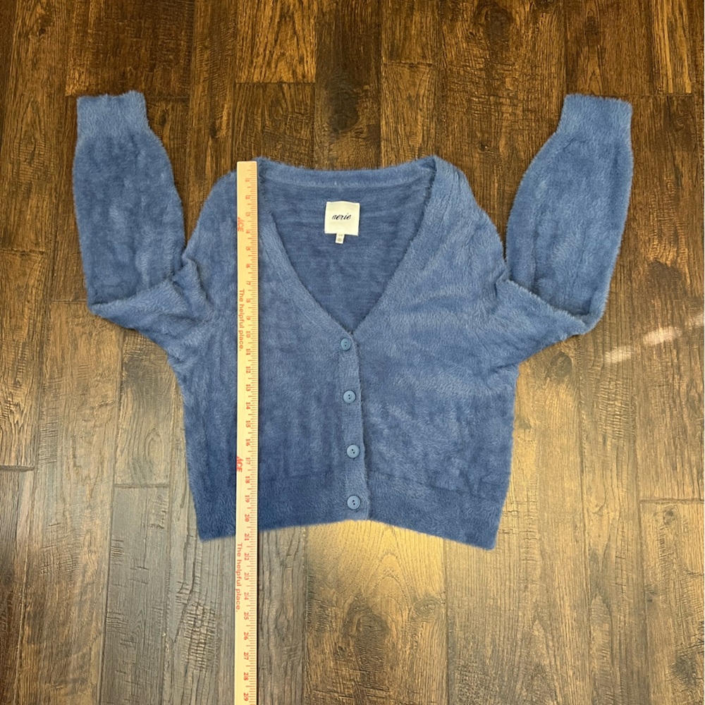 Aerie Fuzzy Cropped Cardigan Sweater Size Women’s Large Color Blue - Picture 10 of 10